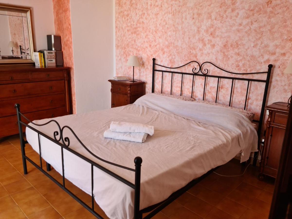 Casa Vacanze 'Sa Corbula' Porto Columbu - Perd'E Sali Extérieur photo